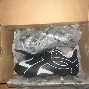 Men’s Under Armour UA Yard Icon MT Baseball Cleats Black Size 9